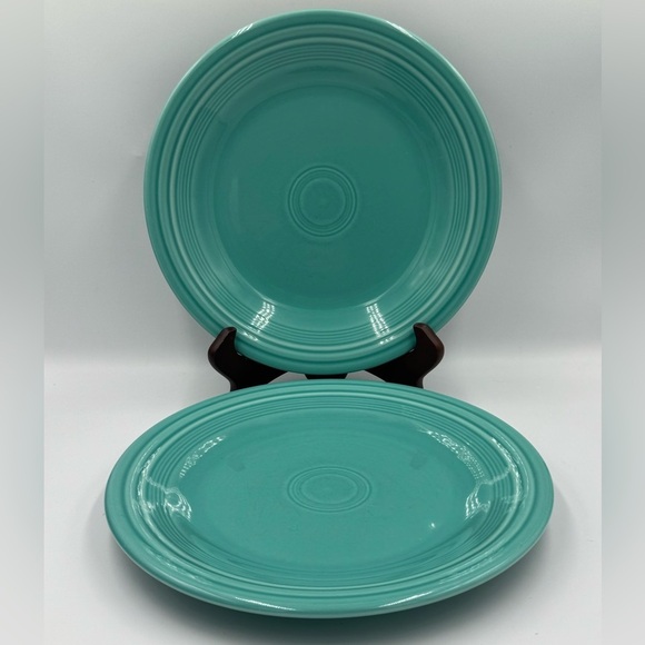 Homer Laughlin Fiesta Classic Rim Dinner Plates & Ring Handled Mugs in Turquoise - Picture 4 of 10